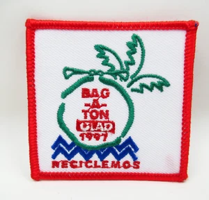 Vintage Bag-A-Ton 1997 Patch Embroidered Recycling Reciclemos Red Border - Picture 1 of 6