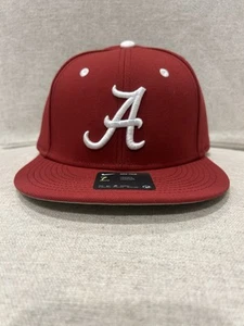 Nike University of Alabama Crimson Tide Baseball Hat in Crimson, size 7 - Picture 1 of 5