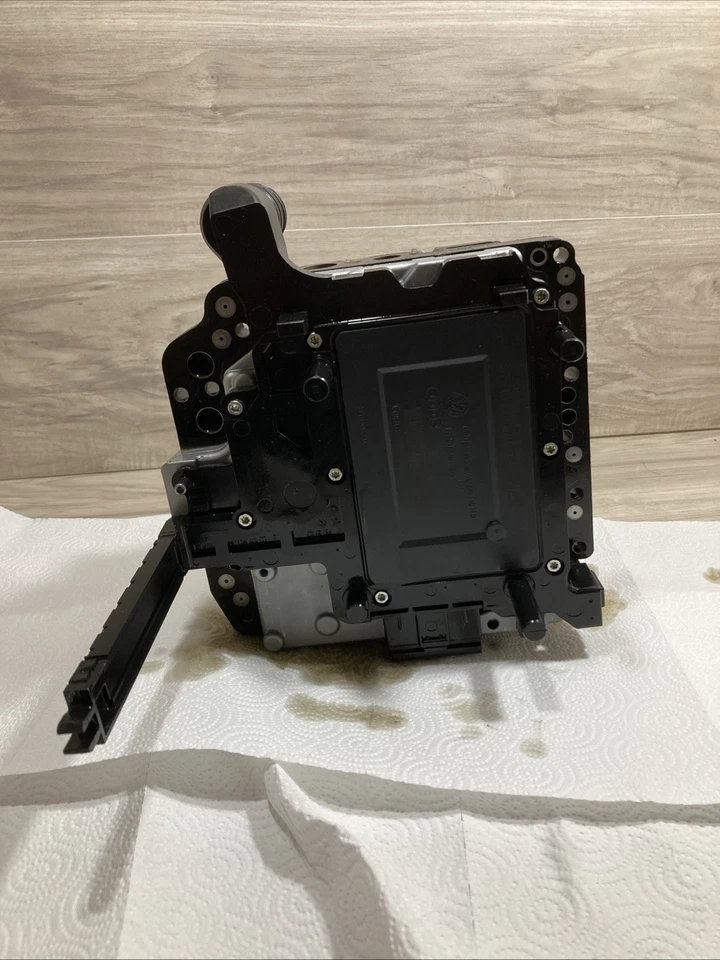 MÓDULO DE CONTROL DE TRANSMISIÓN VOLKSWAGEN PASSAT JETTA OEM CUERPO DE VÁLVULA MECATRÓNICA Foto 1 de 4