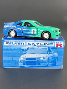 Tomica FALKEN SKYLINE Nissan Skyline GT-R (R34) 1998 Tomy, NR.20 S = 1/61 - NEU - Bild 1 von 10