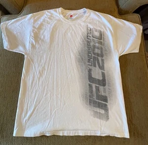 UFC Undisputed 2010 The Video Game T-Shirt size XL - Picture 1 of 6