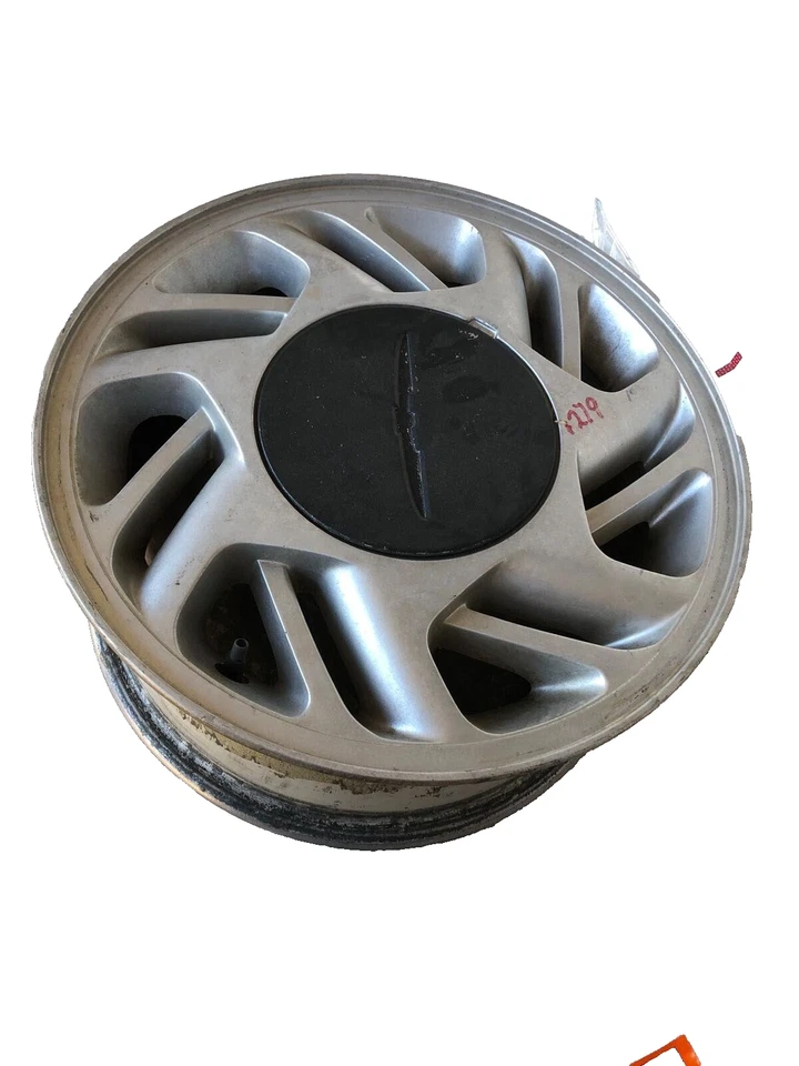 Conjunto de llanta Ford Thunderbird 1989-1993 15 pulgadas aleación 15" aluminio OEM Foto 1 de 4