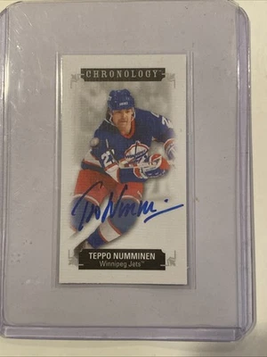 2018-19 Upper Deck Chronology Time Capsule Canvas Minis /30 Teppo Numminen Auto - Image 1 of 3
