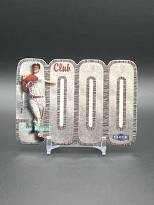 Inserto fustellato Fleer Stan Musial 3000 Hit Club 2000 St. Louis Cardinals HOF - Foto 1 di 2