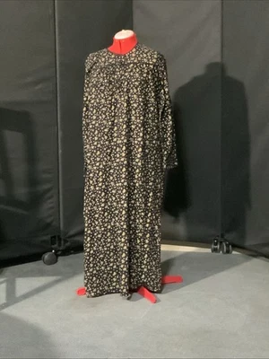 Charter Club - 长袖 Holiday Holly 全长礼服 S 码全新带标签 — 第 1/4 张图片