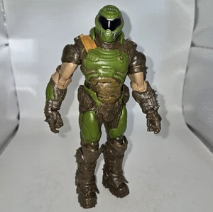 McFarlane Doom Eternal Classic DOOM SLAYER Action Figure 2019 - READ AS-IS - Picture 1 of 12