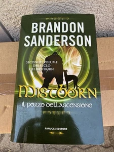 Libro Fantasy Mistborn Il Pozzo Dell'Ascensione Brandon Sanderson 2013 Fanucci - Picture 1 of 9