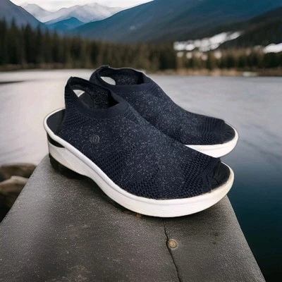 Sandalias de cuña Bzees 7 para mujer M tejidas sin cordones punta abierta ZAPATOS AZUL MARINO Foto 1 de 4