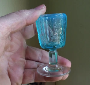 PRETTY BLUE GLASS PANELED GRAPE 3"FOOTED CORDIAL WINE GLASS 9 SIDED - Picture 1 of 4