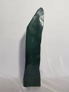 Nephrit Jade Skulptur Freieform geschliffen 13kg Dekoration Heilstein Edelstein - Bild 1 von 4