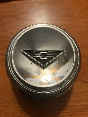 Botão de buzina Chevrolet Corvair 1965 1966 - Imagem 1 de 4