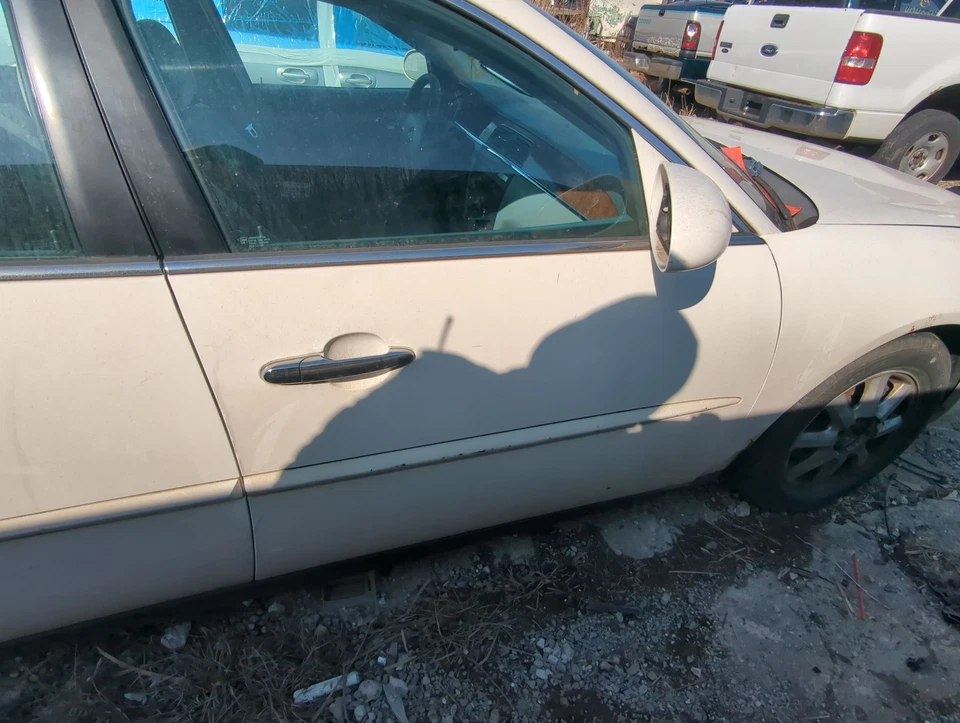 2005-2009 Buick Lacrosse Passenger Front Door Oem E0182 - Изображение 1 из 1