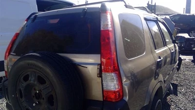 Luz trasera derecha pasajero Inglaterra construida para 05-06 CR-V 555287 Foto 1 de 4