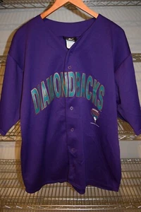 Arizona Diamondbacks Vintage 2001 lila Trikot Logo sportlich gebraucht, in einwandfreiem Zustand - Bild 1 von 5