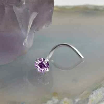 Pin de nariz de lujo enchapado en oro blanco de 14 quilates para mujer corte redondo amatista simulada Foto 1 de 3