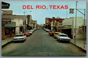 Postcard Del Rio TX c1970 Street View Coca Cola Kelvinator Calderon Old Cars - Picture 1 of 2