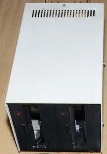 Computhink DSK800PK2 /5FL.800 Podwójny napęd dyskietek Commodore PET 2001 3032 uszkodzony - Zdjęcie 1 z 3