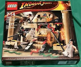 LEGO Indiana Jones: Indiana Jones and the Lost Tomb (7621) Factory Sealed MIB