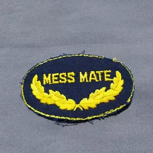 Mess Mate toppa gialla ovale nera 3,5"" x 2 - Foto 1 di 2