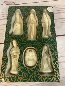 Vintage Porzellan Weihnachten Krippe Set 6 Teile weiße Glasur Made in Taiwan - Bild 1 von 2