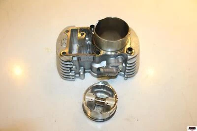 2008 Honda Shadow Spirit 750 Front Engine Piston Cylinders Block 12110-MBA-600 Foto 1 de 4