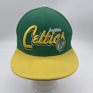 Boston Celtics SnapBack Sombrero Madera Dura Clásicos Sombrero NBA Amarillo y Verde - Imagen 1 de 12
