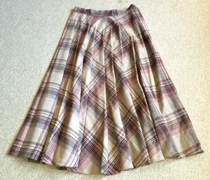 VINTAGE Damen Rock-USA-UNION MADE-beige/rosa kariert A-Linie Plissee Midi-11 - Bild 1 von 4