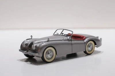 Jaguar XK120 1948 DANBURY COMO NUEVO ESCALA PLATA 1:24 FUNDIDO A PRESIÓN SIN CAJA Foto 1 de 4