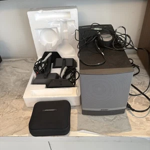 Bose Companion 5 Multimedia Speaker Complete System Computer Speaker Audio 2.5 - Afbeelding 1 van 5