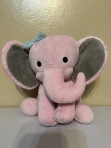 AM88 Lambs And Ivy Bedtime Originals Peluche Elefante Rosa Azul Arco 9” 2020 - Imagen 1 de 3