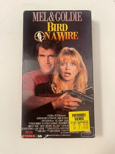 Bird on a Wire (VHS, 1990) - Picture 1 of 13