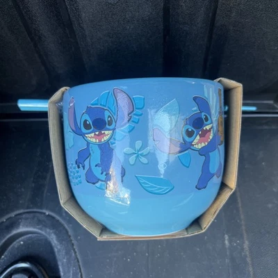 Cuenco de ramen Disney Stitch con palillos y cuchara Foto 1 de 4
