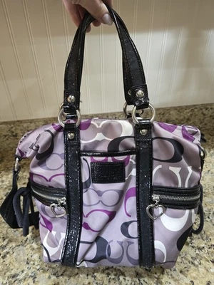 Bolso de Mano Coach Poppy Púrpura OP Art C Logo Firma Graffiti Glam Foto 1 de 4