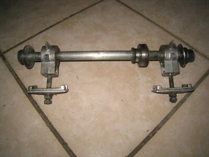 TDM 850 4TX Steck achse Hinten Kettenspanner Hinterrad Achse axle rear wheel - Bild 1 von 1