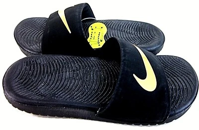 Nike Kids Kawa Slide Negro/Dorado Metálico, EE. UU. Talla 11 C, Reino Unido 10,5, EUR 28 Foto 1 de 4