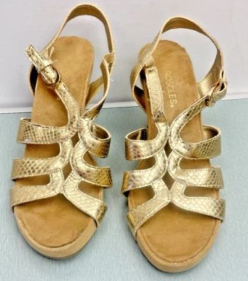 Sandalia de cuñas para mujer AEROSOLES dorada metálica talla 8 Foto 1 de 4
