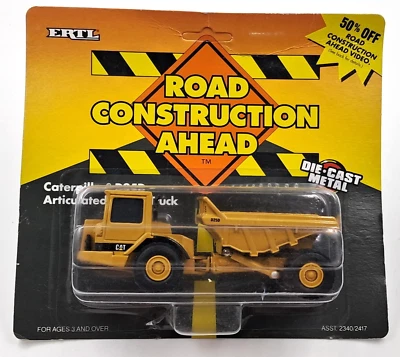 1995 Caterpillar Articulated D25D Dump Truck Ertl 1/64 Scale Cat Sealed NOS - Image 1 of 4