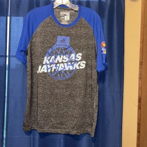 Kansas Jayhawks Adidas Basketball T-Shirt Excellent Shape Size L - Picture 1 of 5