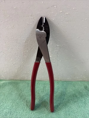 Klein Tools 9” Herramienta de corte de prensado eléctrico 1005 - Crimpadoras hechas en EE. UU. Foto 1 de 4