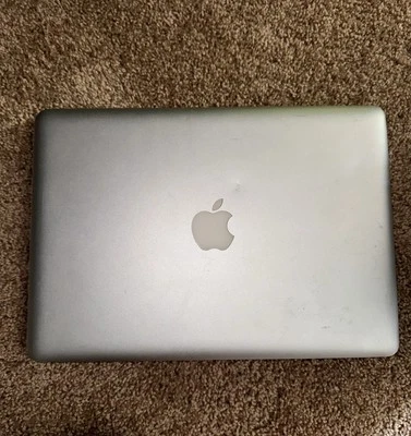 Apple MacBook Pro A1286 13" Laptop - MC371LL/A (Mid-2010) PARTS ONLY - Image 1 of 4