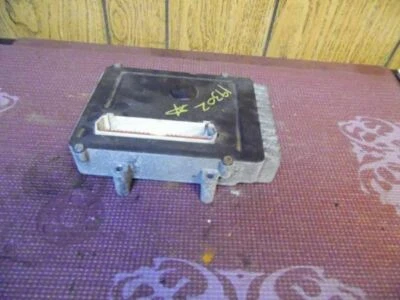 00 JEEP GRAND CHEROKEE CHASSIS ECM TRANSMISSION 4.7L 45RFE RH INNER FENDER - Изображение 1 из 4