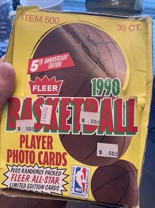 1990 Fleer Basketball Wax Box. 34 Wax Packs - Picture 1 of 3