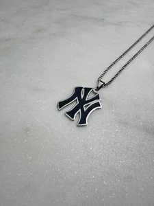 New York Yankees Necklace - 22" Silver Box Chain - MLB - Baseball - Picture 1 of 2