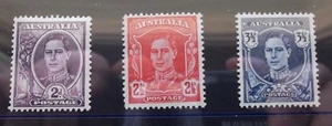 1942 - 44 AUSTRALIA KING GEORGE VI SET of 3x PRE-DECIMAL MNH STAMPS🌟 EXCELLENT - Picture 1 of 6
