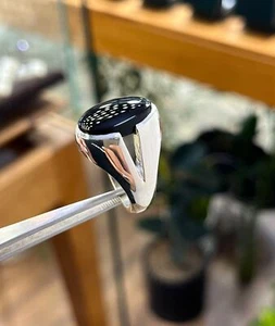 Anello da uomo vintage in onice nera naturale, anello fatto a mano in... - Foto 1 di 7