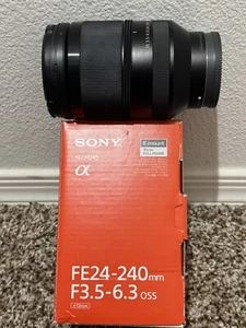 Sony FE 24-200mm F/3.5-6.3 E-Mount Lens - Picture 1 of 6