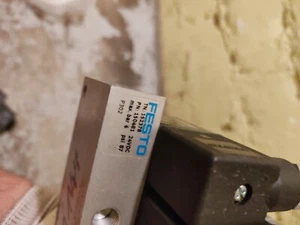  152378 Festo Pneumatik Ventile MSFG 24  - Bild 1 von 4