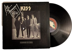 KISS Signed Record DRESSED TO KILL 1975 Casablanca Ace Frehley Excellent - Picture 1 of 3