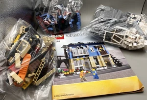 Retired Lego Creator Bike shop & Cafe w minifigures 31026 building toy preowned - Picture 1 of 5