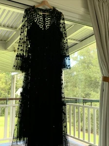 needle and thread dress - Picture 1 of 5